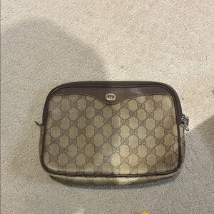 Gucci Beige and Brown Cosmetic Case👝Gucci3